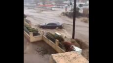 Καλιφόρνια: Σφοδρές βροχοπτώσεις «έπνιξαν» το Σαν Ντιέγκο - Πλημμύρισαν σπίτια, παρασύρθηκαν αυτοκίνητα