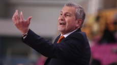 AEK: Ο Ζούρος θα αντικαταστήσει τον Πλάθα στον πάγκο της Ένωσης 