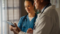 Άδωνις Γεωργιάδης: Δίνει ελευθέρας για ιδιωτικά ιατρεία στους γιατρούς του ΕΣΥ