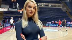 Κριστίνα Τόμιτς: Η καλλονή ρεπόρτερ από τη Σερβία που έκλεψε την παράσταση στο Μακάμπι-Παναθηναϊκός - Φωτογραφίες 