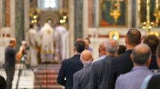 Ιερά Σύνοδος: Διαβάστηκε στις εκκλησίες η εγκύκλιος κατά του γάμου των ομόφυλων ζευγαριών