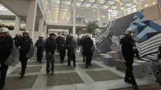 Κομοτηνή: Επέμβαση της ΕΛΑΣ με 18 προσαγωγές στην κατάληψη της Νομικής - Εμπόδιζαν φοιτητές να δώσουν εξετάσεις