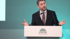 Ανδρουλάκης: «Το ΠΑΣΟΚ δεν συνυπογράφει διευθετήσεις συμφερόντων από το Μέγαρο Μαξίμου»