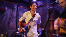 Πάνος Βλάχος: Τον πάει στη δικαιοσύνη ο Άρης Πορτοσάλτε για το «Μέσα σε ένα σάκο βάλτε Άδωνι και Πορτοσάλτε»