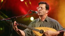 Θανάσης Παπακωνσταντίνου: Θα δώσει μόνο πέντε συναυλίες το 2024 και μετά θα κάνει παύση