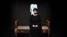 Άννα Βαγενά: Μεταφέρει στο θεατρικό σανίδι το πρώτο της διήγημα 