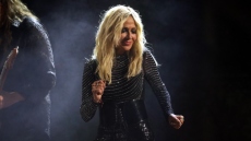 Άγιος Βαλεντίνος: Οι σελέμπριτι που γιόρτασαν με Άννα Βίσση - Δείτε βίντεο και φωτογραφίες