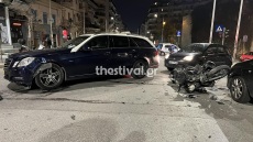 Θεσσαλονίκη: Έκλεψαν περίπτερο και τράκαραν σε ταξί καθώς διέφευγαν 