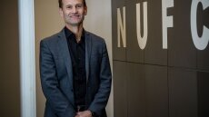 Νιούκαστλ: Σε υποχρεωτική άδεια ο τεχνικός της διευθυντής λόγω Γιουνάιτεντ