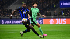 Champions League, Ίντερ-Ατλέτικο 1-0, Αϊντχόφεν-Ντόρτμουντ 1-1: Προβάδισμα για Μιλανέζους και Βεστφαλούς - Δείτε τα γκολ 