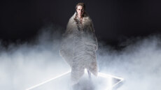 Τα μαγικά βουνά στο Θέατρο του Νέου Κόσμου