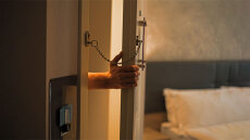 Αλεξανδρούπολη: Πώς έκλεψαν 1.000 ευρώ και χρυσαφικά από τα δωμάτια μαθητών που πήγαν 5νθήμερη από τη Θεσσαλονίκη