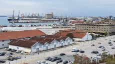 Κρίση στην Ερυθρά Θάλασσα: Αύξηση ναύλων 1.400% και επιπτώσεις σε αγορά και οικονομία