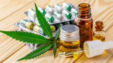 Φαρμακευτική κάνναβη: 25 ασθενείς έχουν επιλεγεί για τη χορήγησή της - Νιώθουμε ελευθερία, δήλωσε η πρώτη ασθενής 