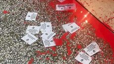 Θεσσαλονίκη: Επίθεση έξω από το σπίτι του κοσμήτορα της Νομικής του ΑΠΘ - Έγραψαν συνθήματα και πέταξαν μπογιές 