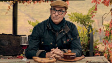 O Στάνλεϊ Τούτσι είναι ο νέος... master chef του Χόλιγουντ 