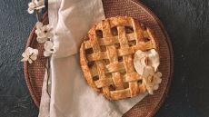 Μηλόπιτα με κρέμα λευκής σοκολάτας