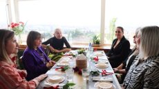 Το μήνυμα της Σακελλαροπούλου μετά τη συνάντηση με έξι γυναίκες από την κοινωνία των πολιτών