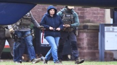 Γερμανία: Βρέθηκαν 1,2 κιλά χρυσός και πυρομαχικά σε τάπερ στο σπίτι της τρομοκράτισσας της RAF, Ντανιέλα Κλέτε  