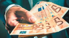 Ελεύθεροι επαγγελματίες: Αλλαγές στο τεκμαρτό εισόδημα - Τι ζημιές δηλώνουν