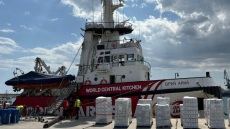 Κύπρος: Τεχνικά θέματα καθυστερούν τον απόπλου του πλοίου με τη βοήθεια για τη Γάζα