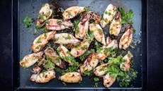 Τα καλαμαράκια της νηστείας: όλα τα μυστικά που τα κάνουν πεντανόστιμα (+ συνταγές)