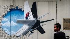 Malaysia Airlines: «Μπορώ να λύσω το μυστήριο της πτήσης MH370» δηλώνει ερευνητής 10 χρόνια μετά την εξαφάνιση