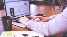 Πρεμιέρα κάνει τη Δευτέρα το Ψηφιακό Φροντιστήριο, δείτε το πρόγραμμα