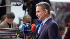 Ο Μητσοτάκης άνοιξε τη δύσκολη συζήτηση για ευρω-ομόλογο με φόντο την ευρωπαϊκή άμυνα