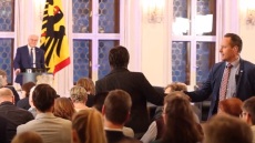 Στάινμαϊερ και Σολτς τα άκουσαν για τον πόλεμο στο Ισραήλ σε Έκθεση Βιβλίου στη Λειψία