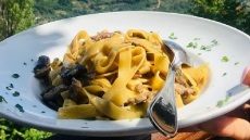 Άφησε την τοξοβολία για να ανοίξει εργαστήρι χειροποίητων ζυμαρικών στο Πήλιο