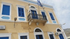 Κάλυμνος: Χειροπέδες σε 29χρονο που κυκλοφορούσε με ένα μεγάλο σπαθί ανά χείρας