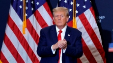 Τραμπ: Το πρωταπριλιάτικο αστείο για να πάρει χρήματα από τους υποστηρικτές του