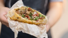 Το street food της νηστείας: Τι τρώμε στην Αθήνα όταν νηστεύουμε;