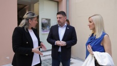 Περιφέρεια Αττικής: Πάνω από €5 εκατ. για 3 ξενώνες και 8 συμβουλευτικά κέντρα γυναικών - θυμάτων βίας