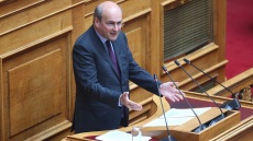 Χατζηδάκης για Attica Bank: Διαπιστώθηκε ότι υπήρχε συστηματική χορήγηση δανείων κάτω του κόστους