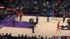 NBA: Φίλαθλος των Κινγκς πέταξε κοτόπουλο στο παρκέ την ώρα του αγώνα με τους Πέλικανς - Βίντεο 