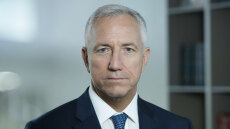 Ο Μιχάλης Τσαμάζ και ο Όσκαρ Ρόντριγκεζ στο ΔΣ της Εθνικής Τράπεζας