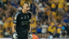 Ποδοσφαιριστής στο Μεξικό κλήθηκε σε απολογία για χρήση... λέιζερ κατά αντιπάλου