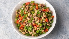 Μαυρομάτικα: το όσπριο που μας δίνει τις πιο νόστιμες και θρεπτικές σαλάτες