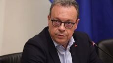 Φάμελλος: Οι επιλογές της κυβέρνησης αμφισβητούν δημοκρατικές λειτουργίες