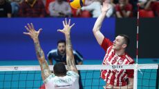 Προσωρινή διακοπή και μερική εκκένωση για ρίψη αντικειμένου στον τελικό Ολυμπιακός-Παναθηναϊκός για το βόλεϊ ανδρών