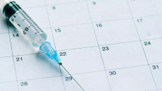 ΗΠΑ: Στο αρχείο έβαλε η κυβέρνηση Τραμπ δίωξη κατά γιατρού που κατέστρεφε εμβόλια για την Covid