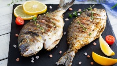 Γιατί τρώμε ψάρι την Κυριακή των Βαΐων (+συνταγές)