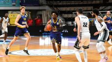 Φινάλε με «100άρα» και εξαιρετικό Καστανέδα για το Λαύριο που έκανε περίπατο στην Πάτρα