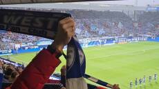 Οι θεριακλήδες ποδοσφαιριστές της Μπόχουμ προκάλεσαν την εκκένωση του γηπέδου!