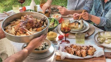 Πάσχα στον κήπο: Τα ορεκτικά, τα κυρίως και τα λαχταριστά ψητά