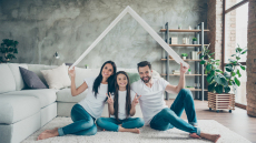 Ασφαλίζουμε το σπίτι μας, φροντίζουμε τη ζωή μας