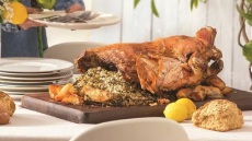 Γεμιστό αρνάκι