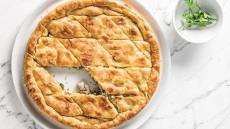 4 πεντανόστιμοι τρόποι να απολαύσουμε το αρνάκι που περίσσεψε